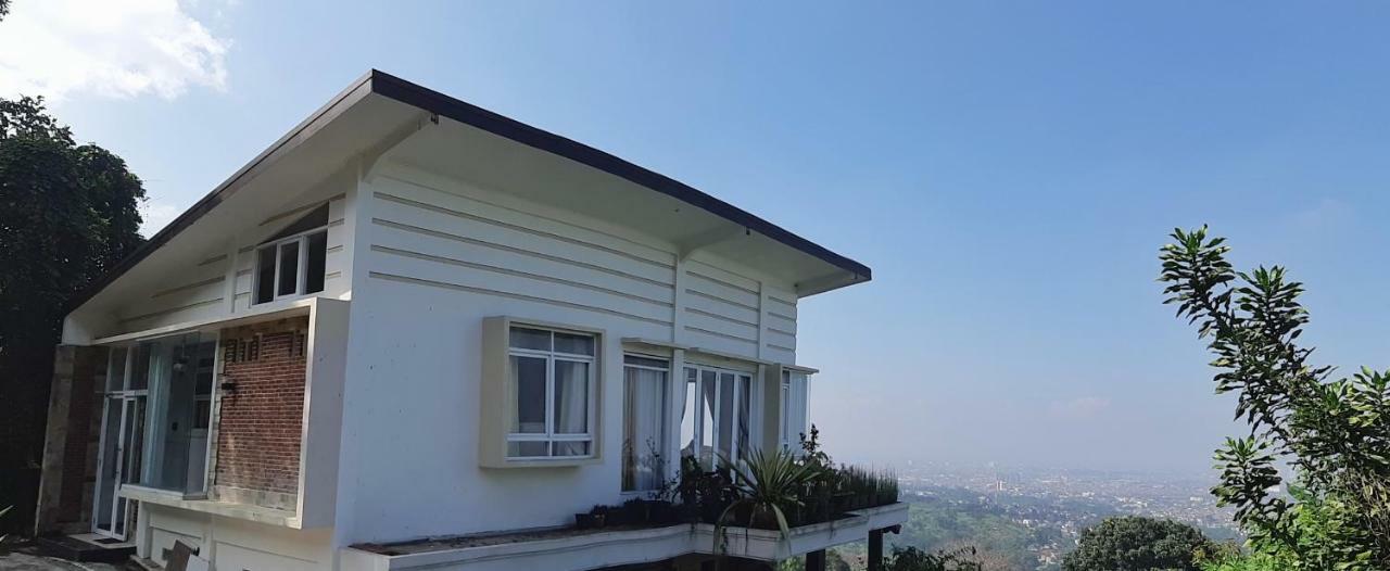 Dago Bestview Villa Bandung